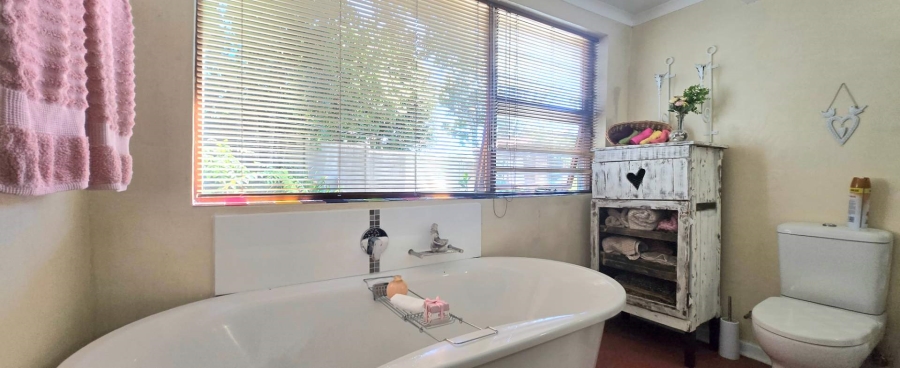 2 Bedroom Property for Sale in Kleinbaai Western Cape